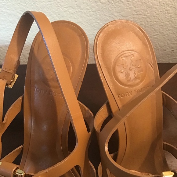 Tory Burch brown gold hardware heels sandals Sz 8 - Picture 6 of 9